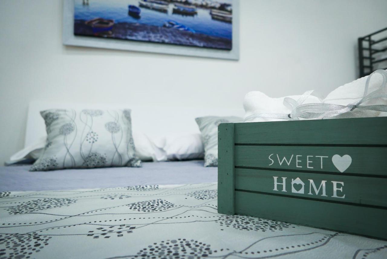Holiday House Toto Villa Наполи Екстериор снимка