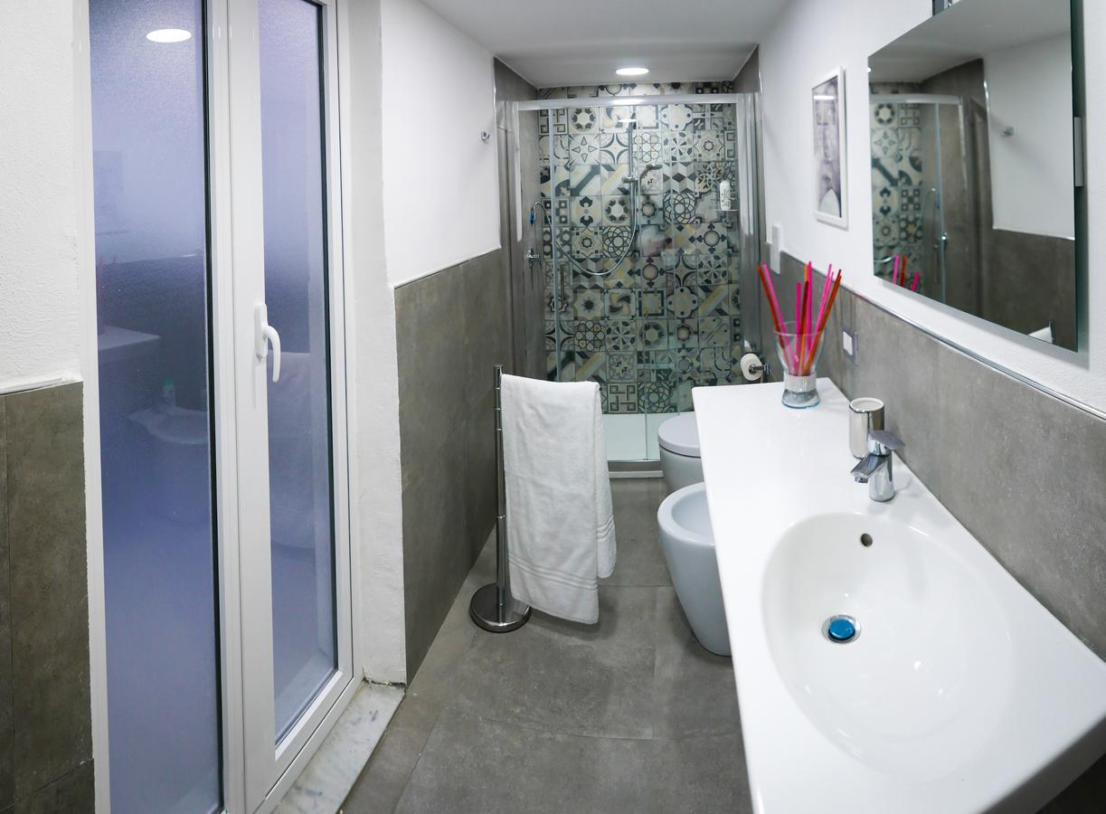 Holiday House Toto Villa Наполи Екстериор снимка