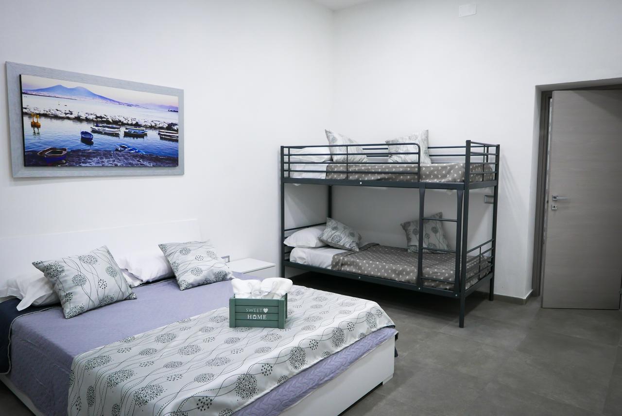 Holiday House Toto Villa Наполи Екстериор снимка