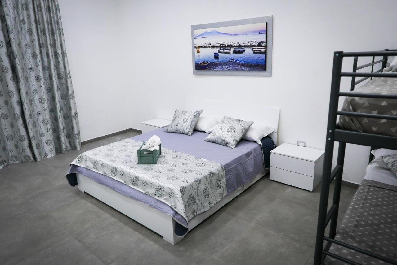 Holiday House Toto Villa Наполи Екстериор снимка