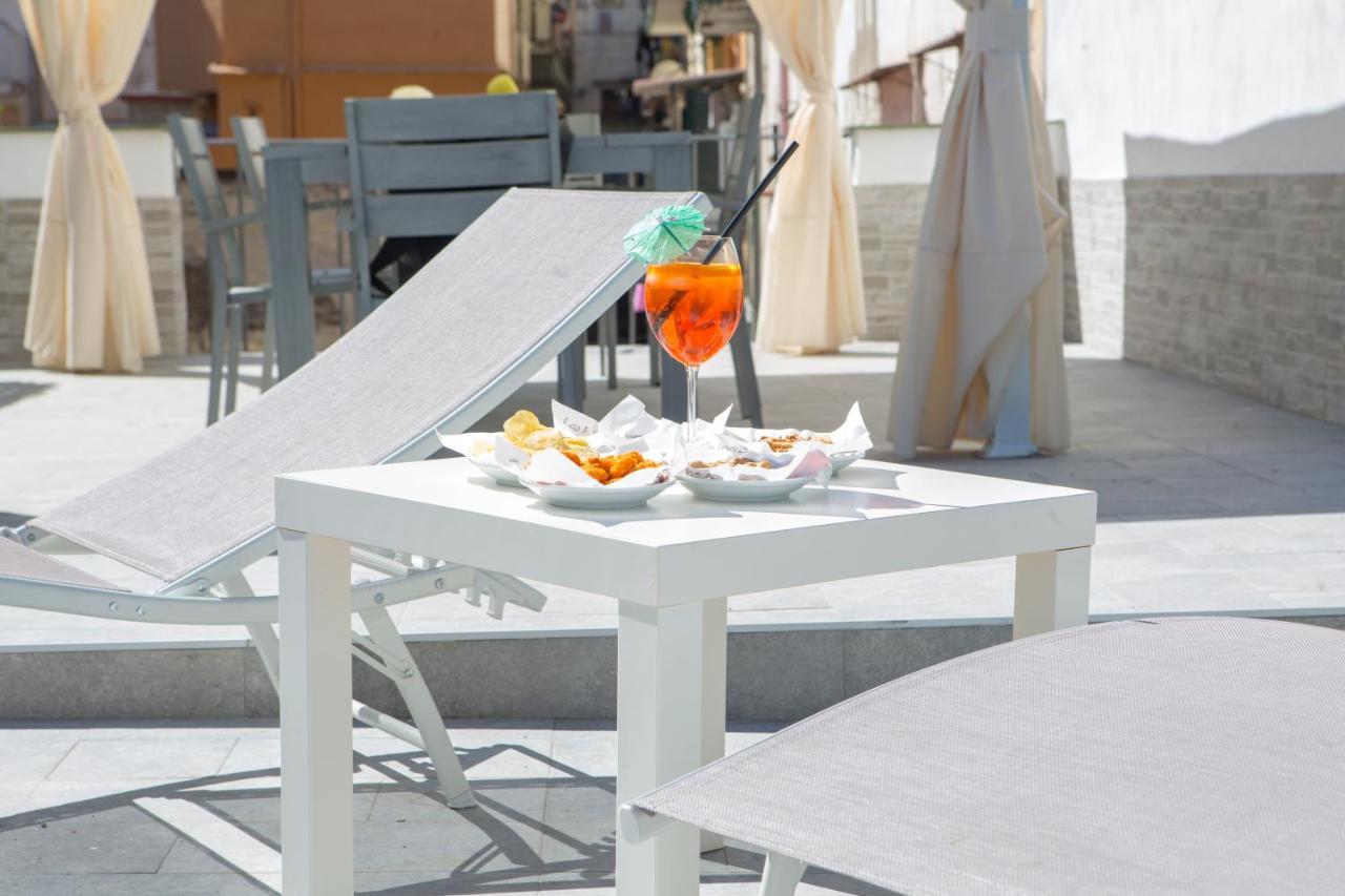Holiday House Toto Villa Наполи Екстериор снимка